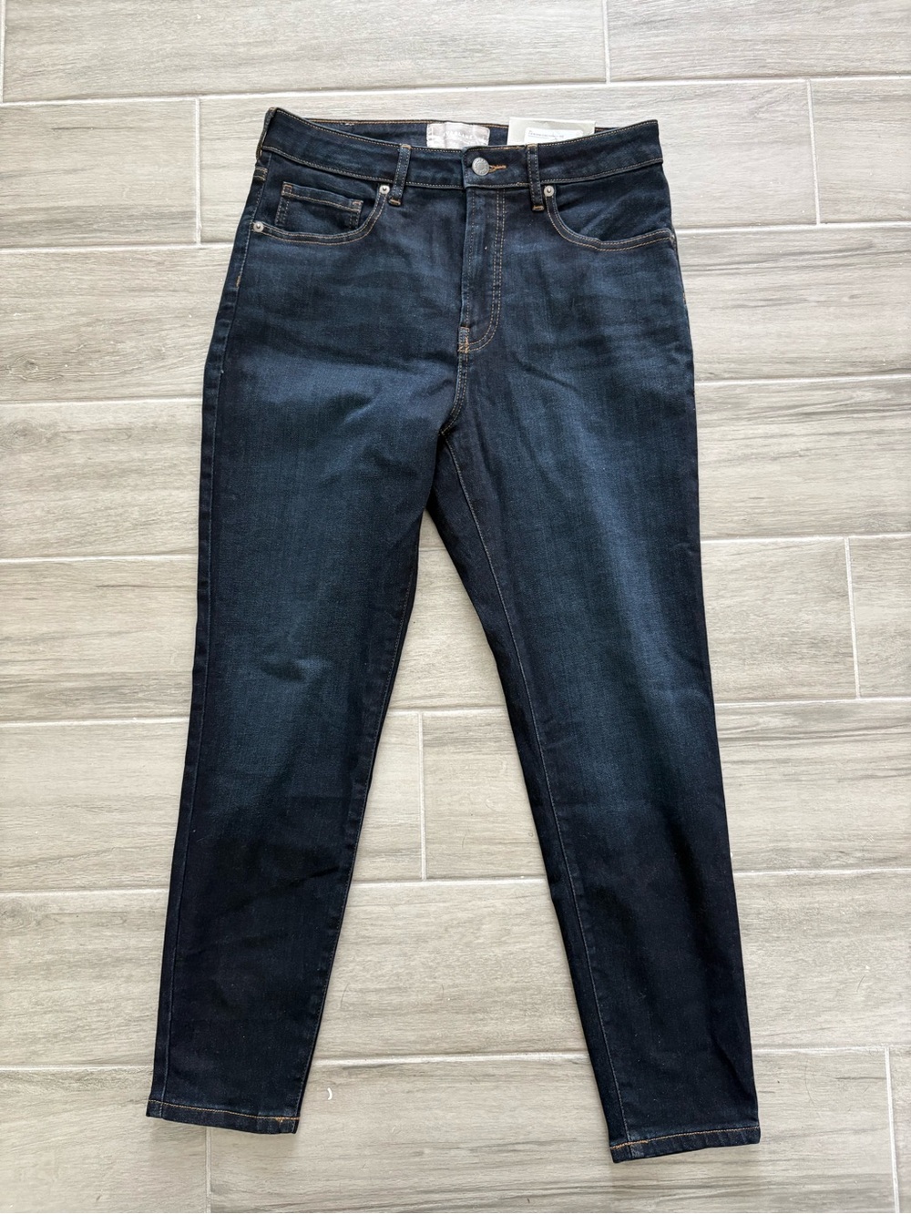 Everlane NWT Women's Skinny Jeans in Dark Wash - 30 crop